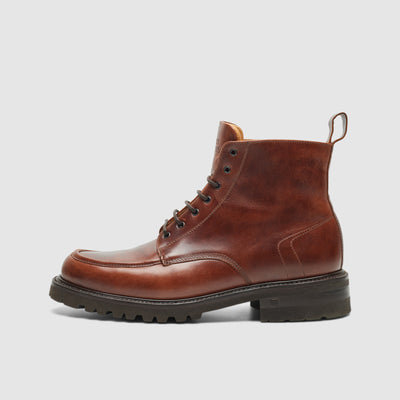 Waterproof men's shoes with rubber sole